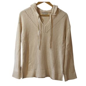 Martha Stewart Cream V-Neck Sweater with Classic Ribbing Medium